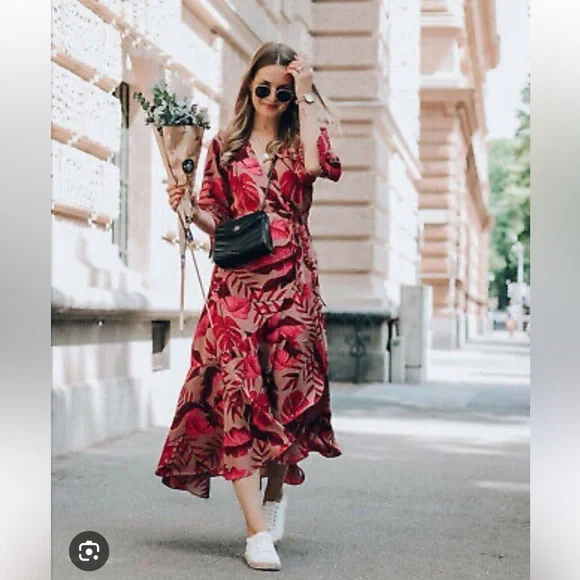 Johanna Ortiz limited edition H&M colab red dress - Picture 3 of 6